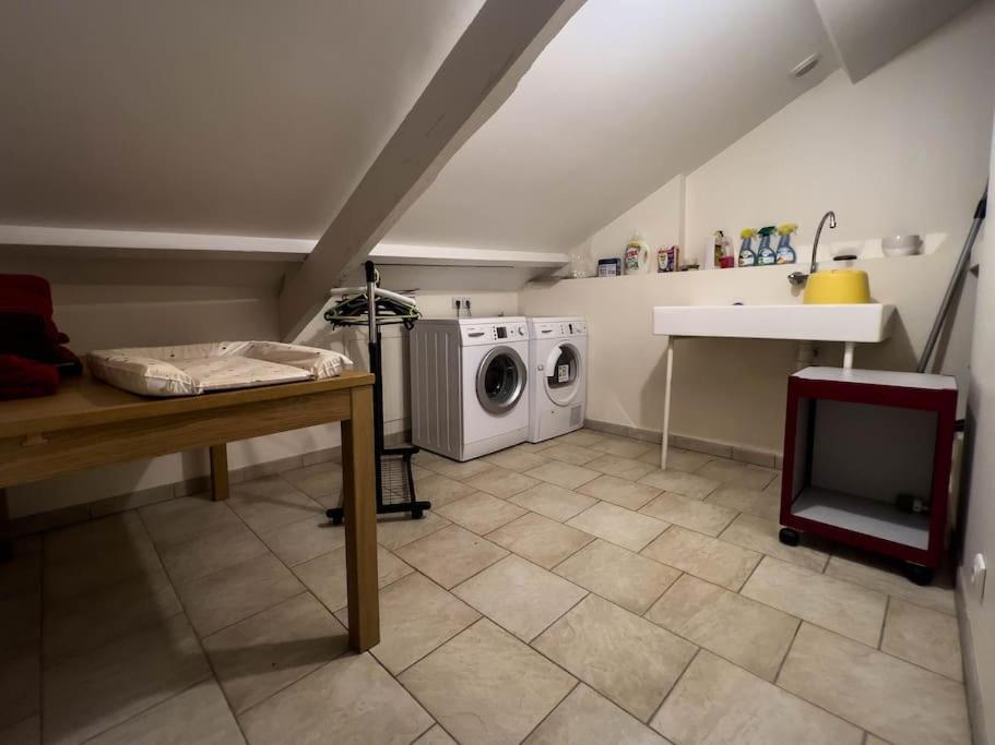 Maison Traditionnelle Centre مونتسورو المظهر الخارجي الصورة